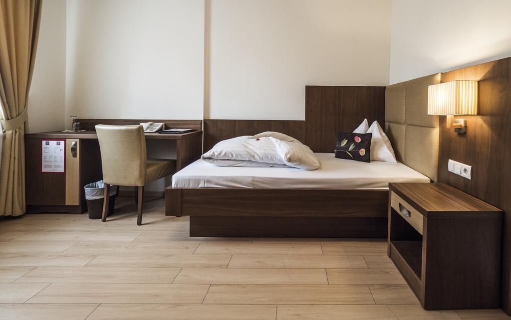 Hotel Hotel-flair 3*